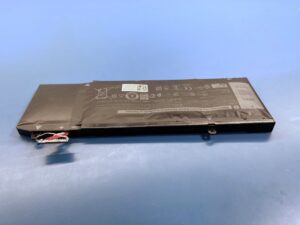 uszkodzona bateri laptopa do wymiany